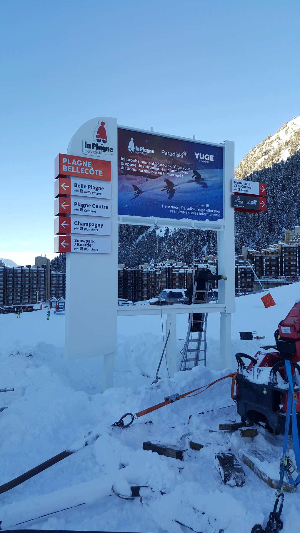 Lumiplan_Montagne_installation-panneaux