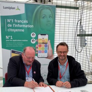 Lumiplan_SmartCity_SignaturePartenariatAMRF